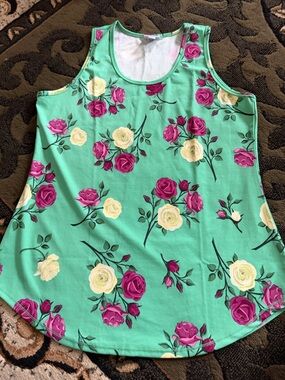 LuLaRoe Mint Floral Tank with Pink & Cream Roses